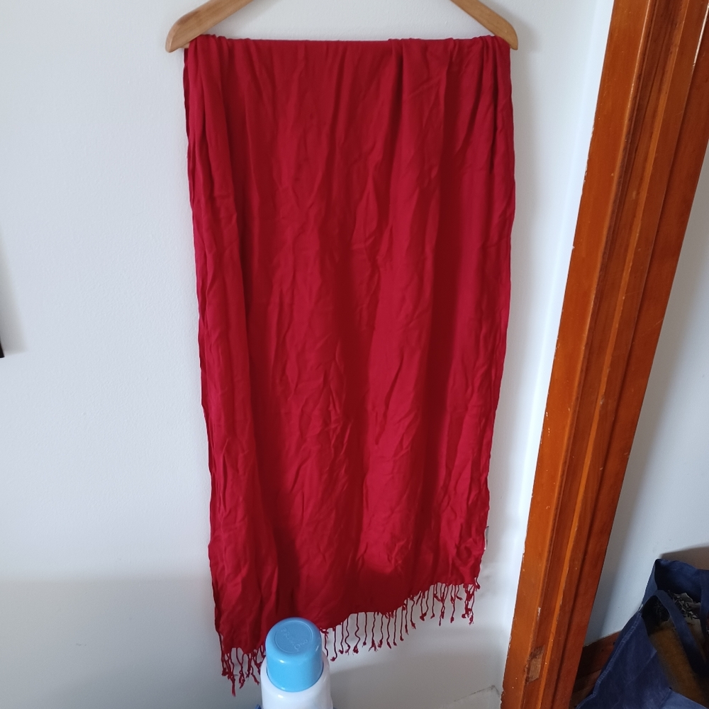 ⚡️SALE⚡️Bright Red Pashmina Scarf with Tassels - Picture 7 of 8